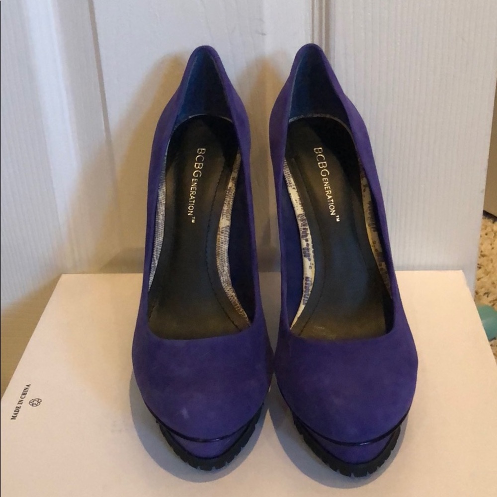 Blue suede BCBGeneration heels